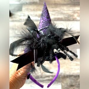 Beautiful & fancy girl’s Halloween witch’s hat hairband with adorable spider